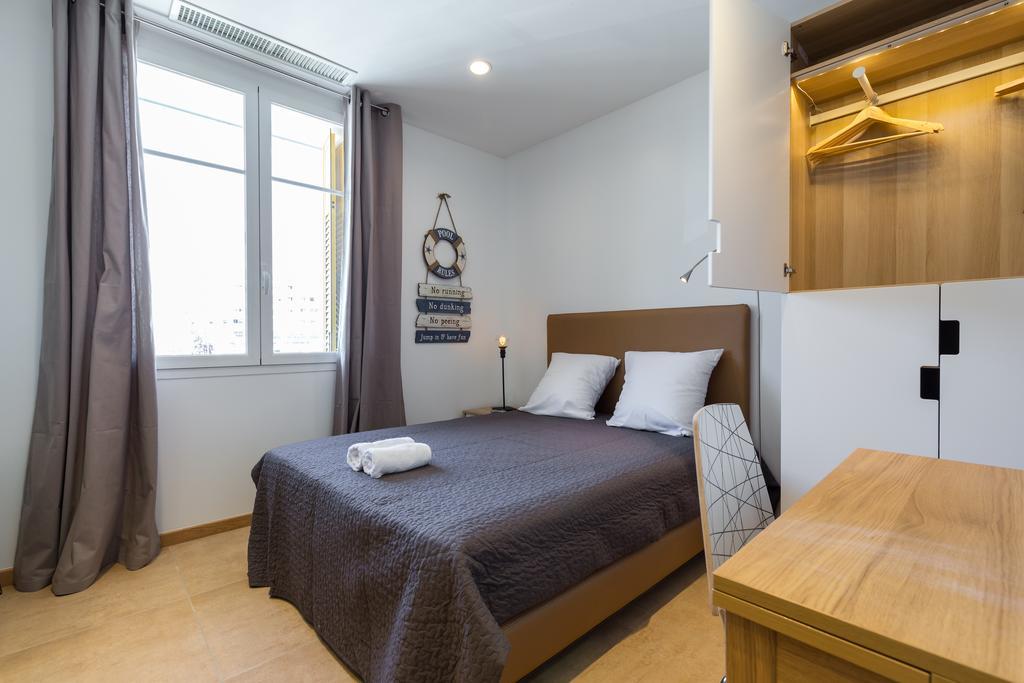 Appartement Palais Saint Pierre à Cagnes-sur-Mer Extérieur photo